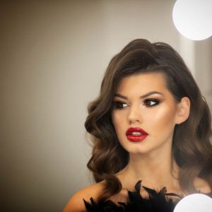 Obuka za profesionalne šminkere Make up Moa academy